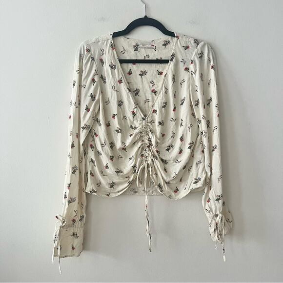 Urban Outfitters Cream Floral Ruched Top - Picture 2 of 6